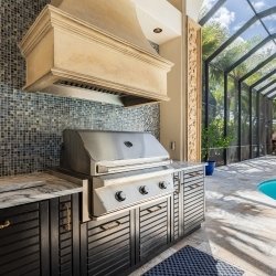 Outdoor Kitchen